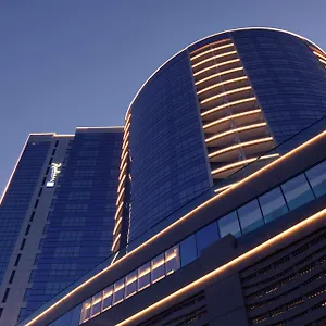 Radisson Blu Hotel, Waterfront Szálloda